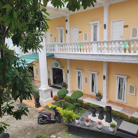 Hotel Nayora Prabumulih Perabumulih Екстер'єр фото